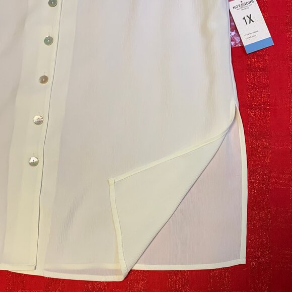 Notations Woman NWT Ivory Short Sleeve Button Up Blouse in Women's Size 1X - Picture 8 of 11